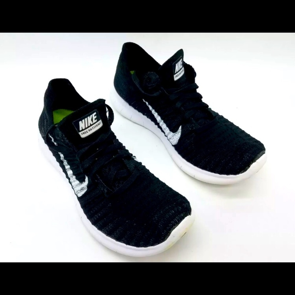 Women’s Nike Free RN Flyknit / Size 7